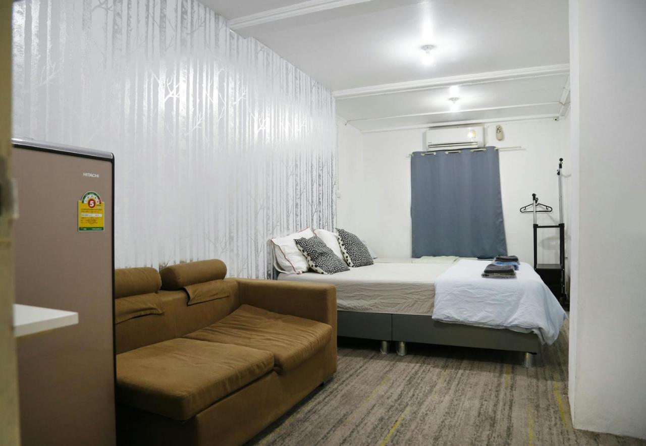 Rubin Home Bangkok Extérieur photo